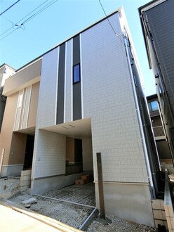 H号棟の外観