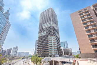 ブリリアタワー川崎の外観