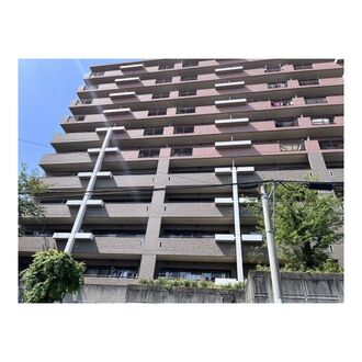 ファミール千葉公園の外観