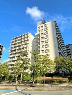 グローリア初穂御殿山の外観