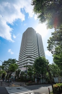ニューシティ東戸塚タワーズシティ1stの外観