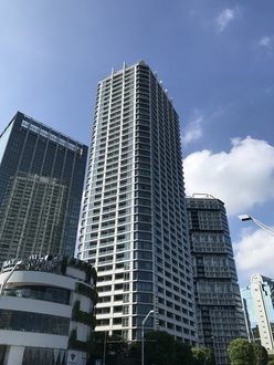 ナビューレ横浜タワーレジデンスの外観