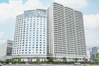 BLUE HARBOR TOWER（ブルーハーバータワー）みなとみらい