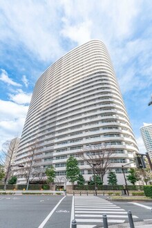 M.M.TOWERS FORESIS L棟