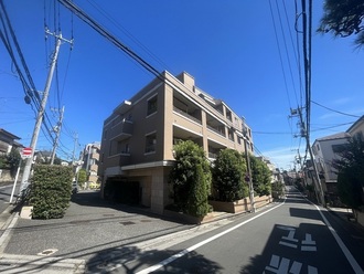ファミール杉並・堀ノ内ガーデンテラスの外観