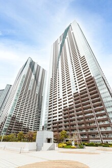 THE TOKYO TOWERSシータワーの外観