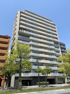 アーバンビュー比治山公園の外観