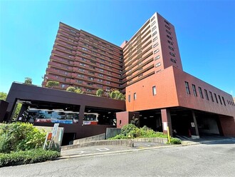 シャンボール広交の外観