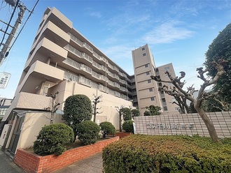コスモ川崎京町の外観
