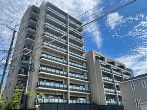 ザ・パークハウス昭和吹上の外観