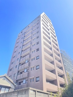 ファミール上前津