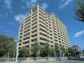 藤和八事緑ヶ岡ホームズの外観