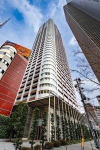 ザ・梅田タワー