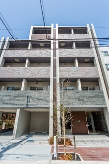 ＢＲＥＥＺＥ　ＭＡＩＳＯＮ　ＩＴＡＢＡＳＨＩの外観