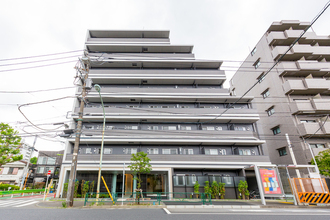 アジールコート三軒茶屋の外観