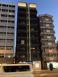 アプリーレ大阪城北の外観