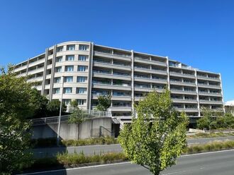 ライオンズ港北ニュータウンローレルコートの外観