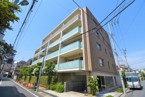 プラウド杉並和田プライベートコートの外観