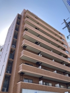 ライオンズマンシヨン三宮第弐の外観