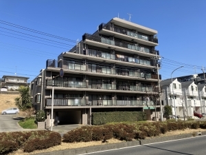 鷺沼すみれが丘パーク・ホームズの外観