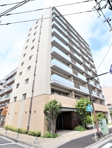 レジデンシャル綱島の外観