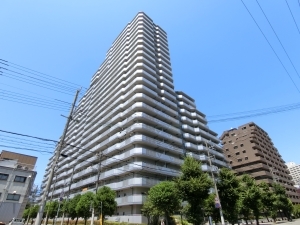 ローレルハイツ神戸１号棟の外観