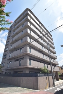 ライオンズマンション野並第２の外観
