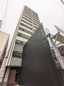 プレサンスロジェ鶴舞の外観
