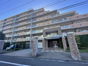 ジェイシティ千歳烏山の外観