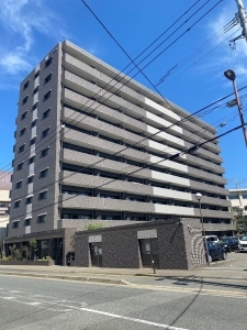 アルファライフ博多南の外観