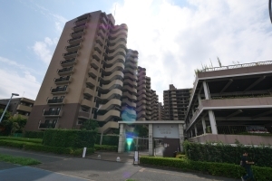 エステ・シティ海浜幕張参番館