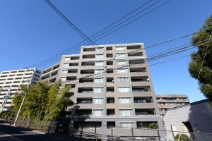 コアマンション桜坂プレジオヒルズ