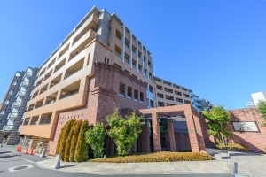 クレストフォルム横浜片倉町