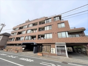 ライオンズマンション竹の塚伊興町