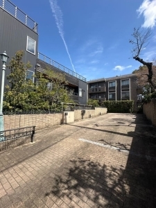 ヴェルサイユ東山公園