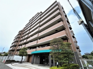 グローリオ西新井