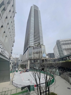 THE YOKOHAMA FRONT TOWER