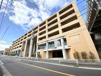 東急ドエル・横浜ヒルサイドガーデン3番館の外観