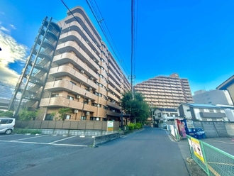 ライオンズプラザ大宮の外観