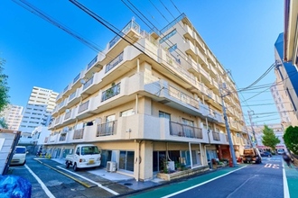 ライオンズマンション荏原の外観