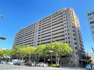 コスモシティ御池富小路の外観