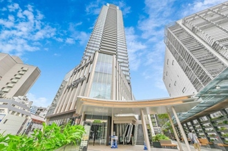 THE YOKOHAMA FRONT TOWER