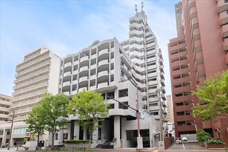 朝日プラザ西公園の外観