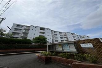 輝国住宅３号棟