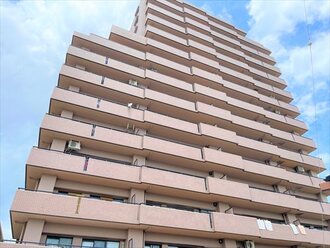 ユニーブル新瀬戸ＩＩ　の外観
