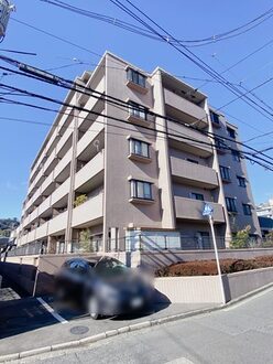 古江西町パーク・ホームズの外観