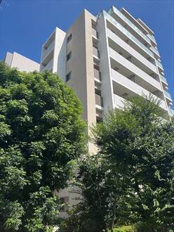 イニシア中野本町の外観