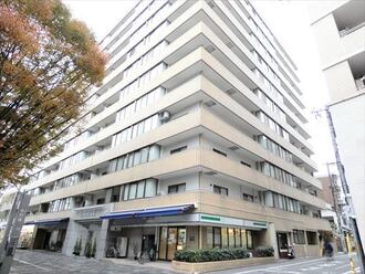 ロイヤルプラザ御池の外観