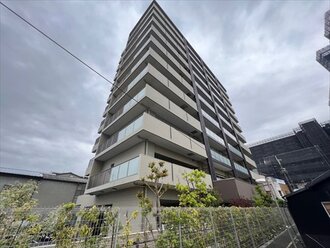 アービング八尾の外観
