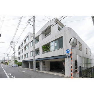クレッセント多摩川センティアの外観